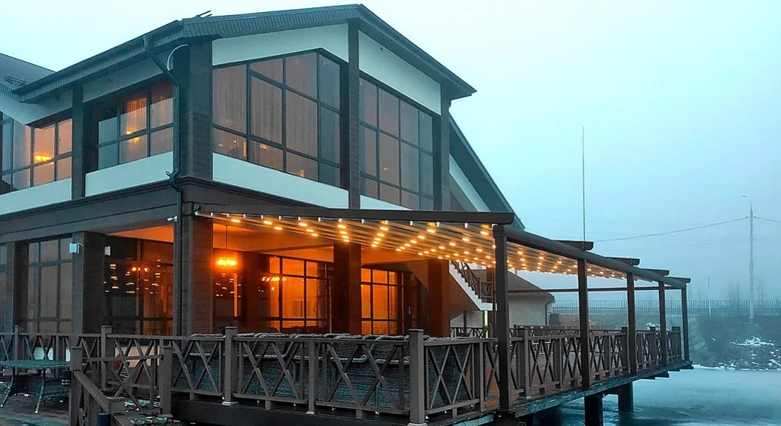 Маркизы пергольные